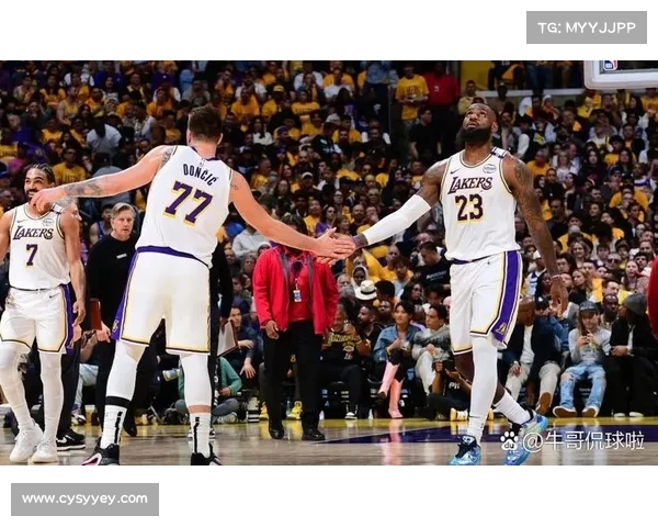 NBA经典对决回顾 勇士逆袭湖人三分雨助力胜利激战全程回顾 NBA经典对决回顾 勇士逆袭湖人三分雨助力胜利激战全程回顾
