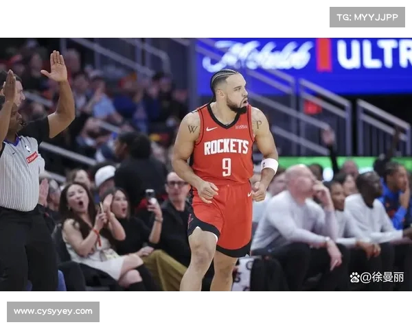 NBA强强对话：顶级球星争锋对决谁能笑到最后带领球队夺冠